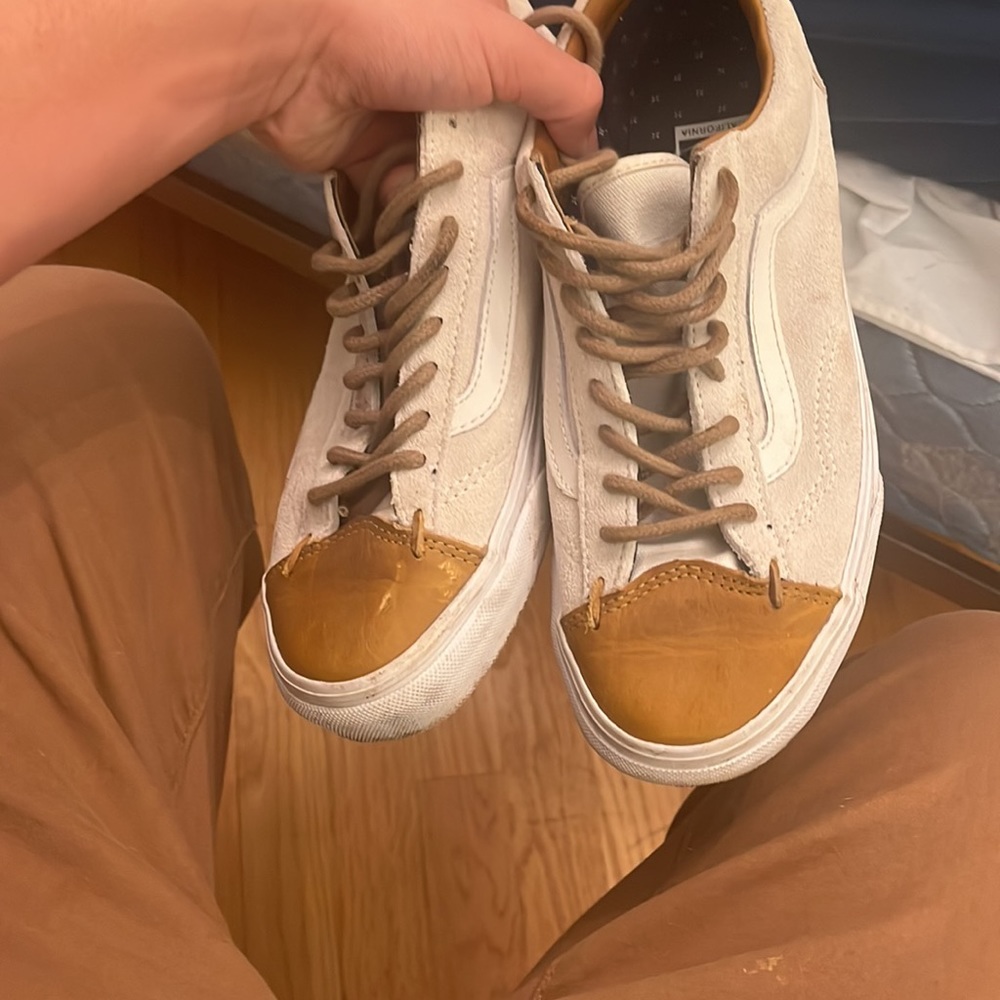 Vans - Picture 4 of 4